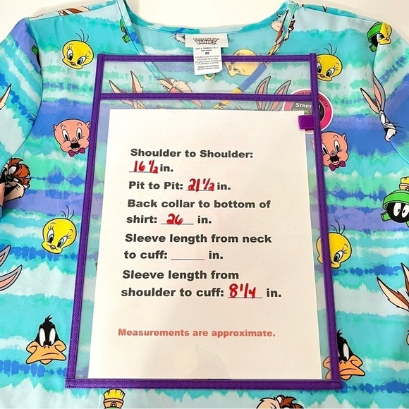 NWT Looney Tunes Stretch Scrub Top Size Medium - Picture 9 of 10